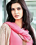 Diana Penty